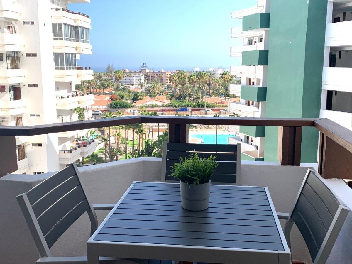 Coconut Friendly Holiday Home 플라야 델 잉글스 외부 사진