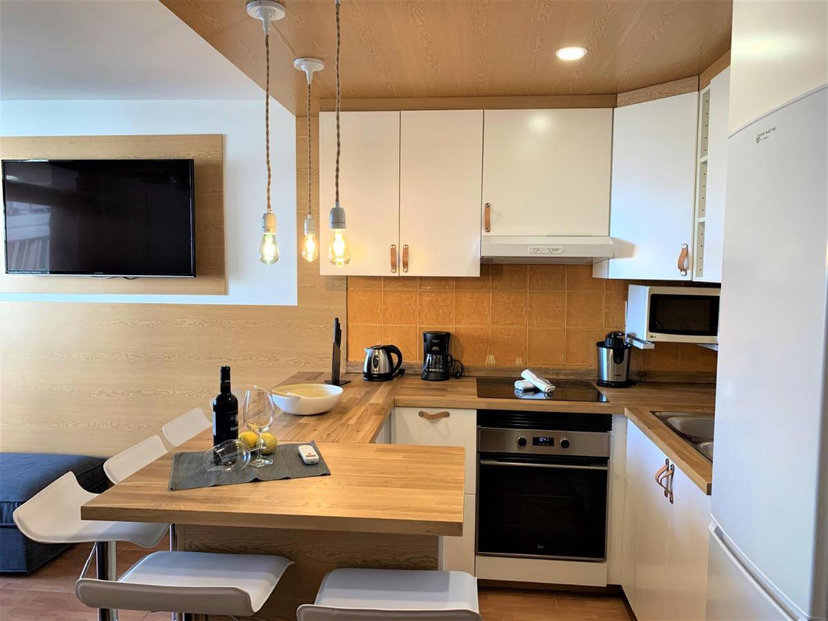 Coconut Friendly Holiday Home 플라야 델 잉글스 외부 사진