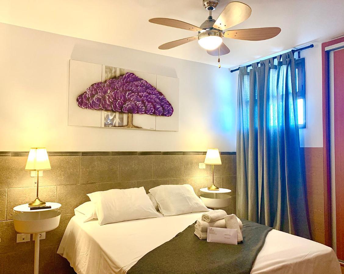 Coconut Friendly Holiday Home 플라야 델 잉글스 외부 사진