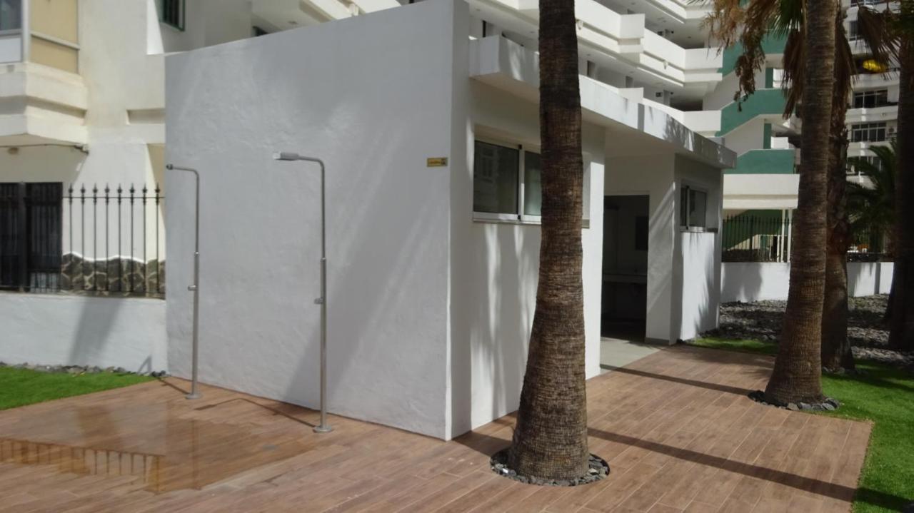 Coconut Friendly Holiday Home 플라야 델 잉글스 외부 사진